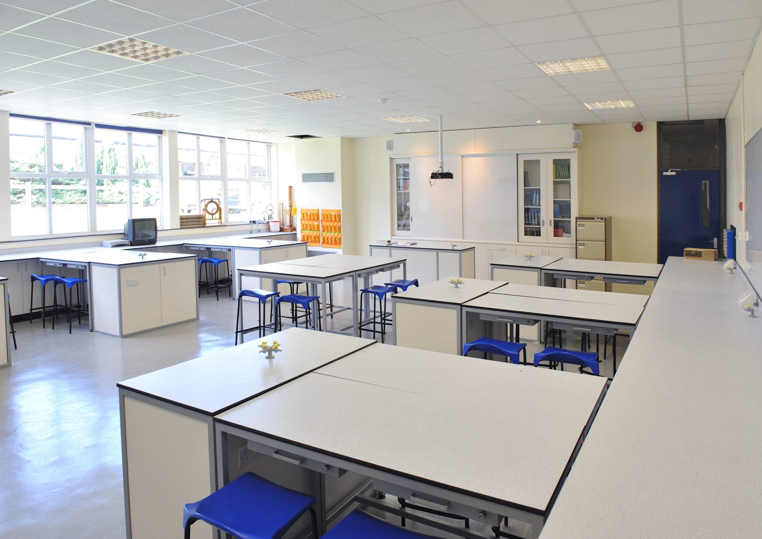 Science lab classroom fit out 